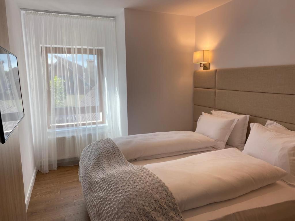 Apartaments Rîşnov Extérieur photo