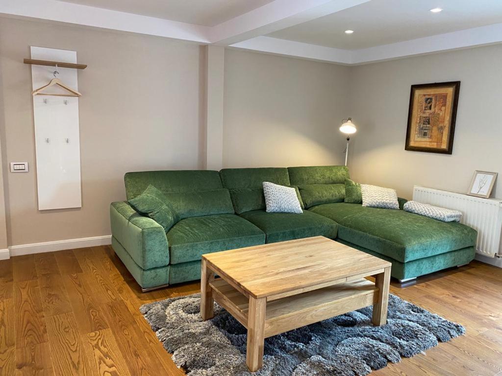 Apartaments Rîşnov Extérieur photo